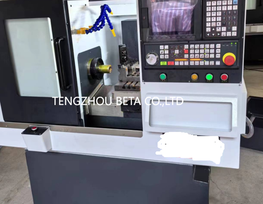 1_0003_03 Our CNC Lathe is ready for shipment in our factory